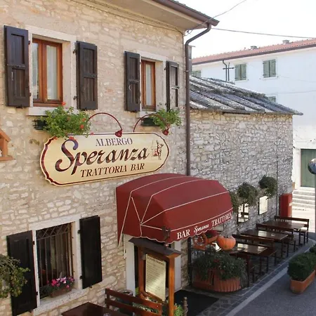 ホテル Speranza Spiazzi Di Monte Baldo Spiazzi Di Caprino