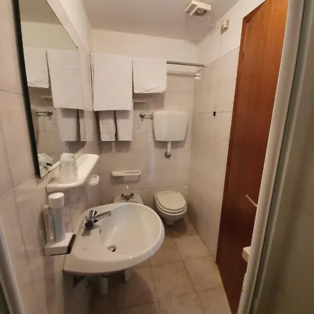 Hotel Speranza Spiazzi Di Monte Baldo 3*