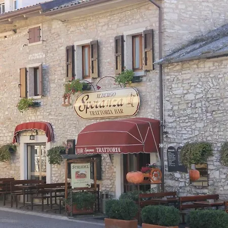 Speranza Spiazzi Di Monte Baldo Spiazzi Di Caprino